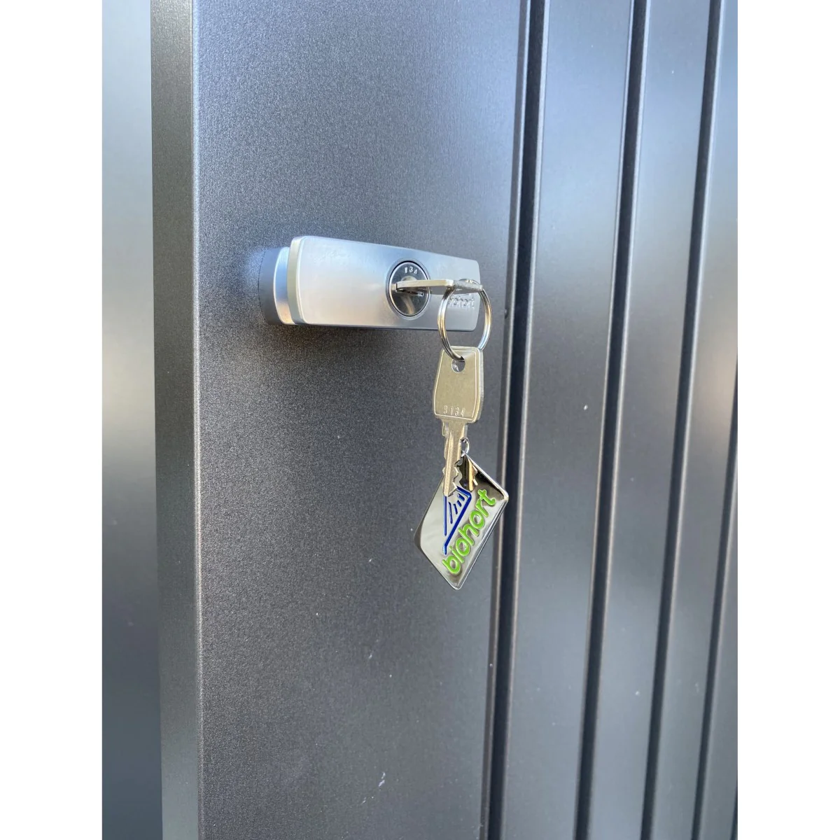Biohort | 3x2.7x6 ft Equipment Locker 90 - Dark Gray - Image 5