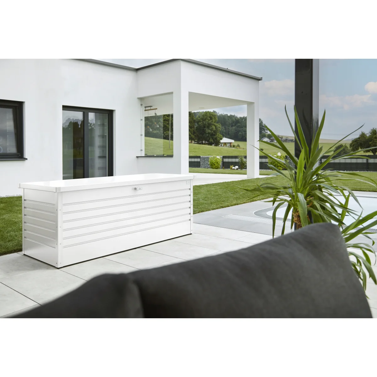 Biohort | 210 Gallon LeisureTime Deck Box - Image 36