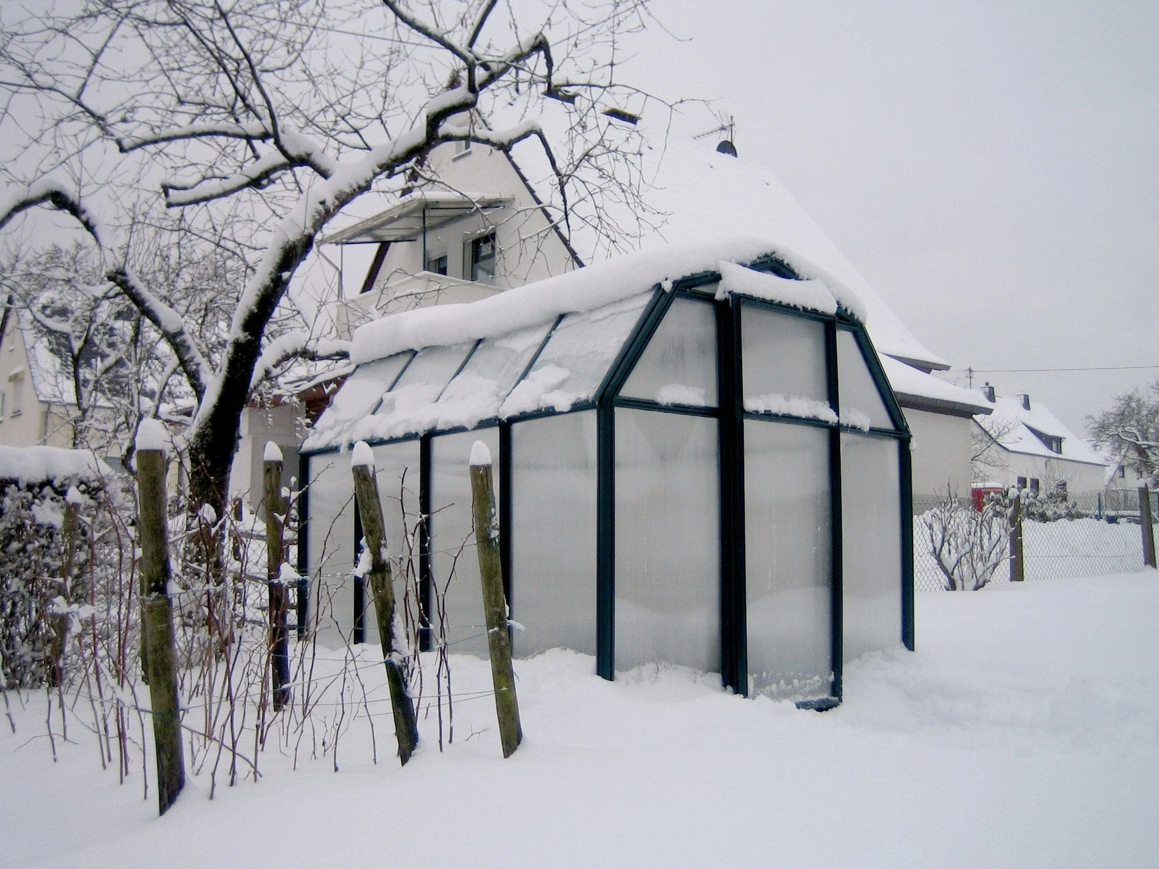 Palram - Canopia | EcoGrow Greenhouse Kit - 6 ft Wide - Green With 6mm Twin-wall Polycarbonate Glazing - Image 11