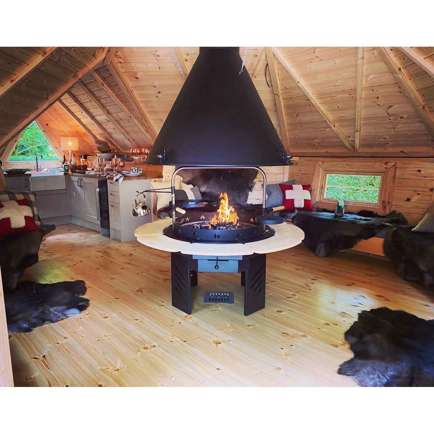 Exaco | Luxe Grill for 250 sq. ft. Scandinavian Pine Hunter's Grill Cabin - Image 6