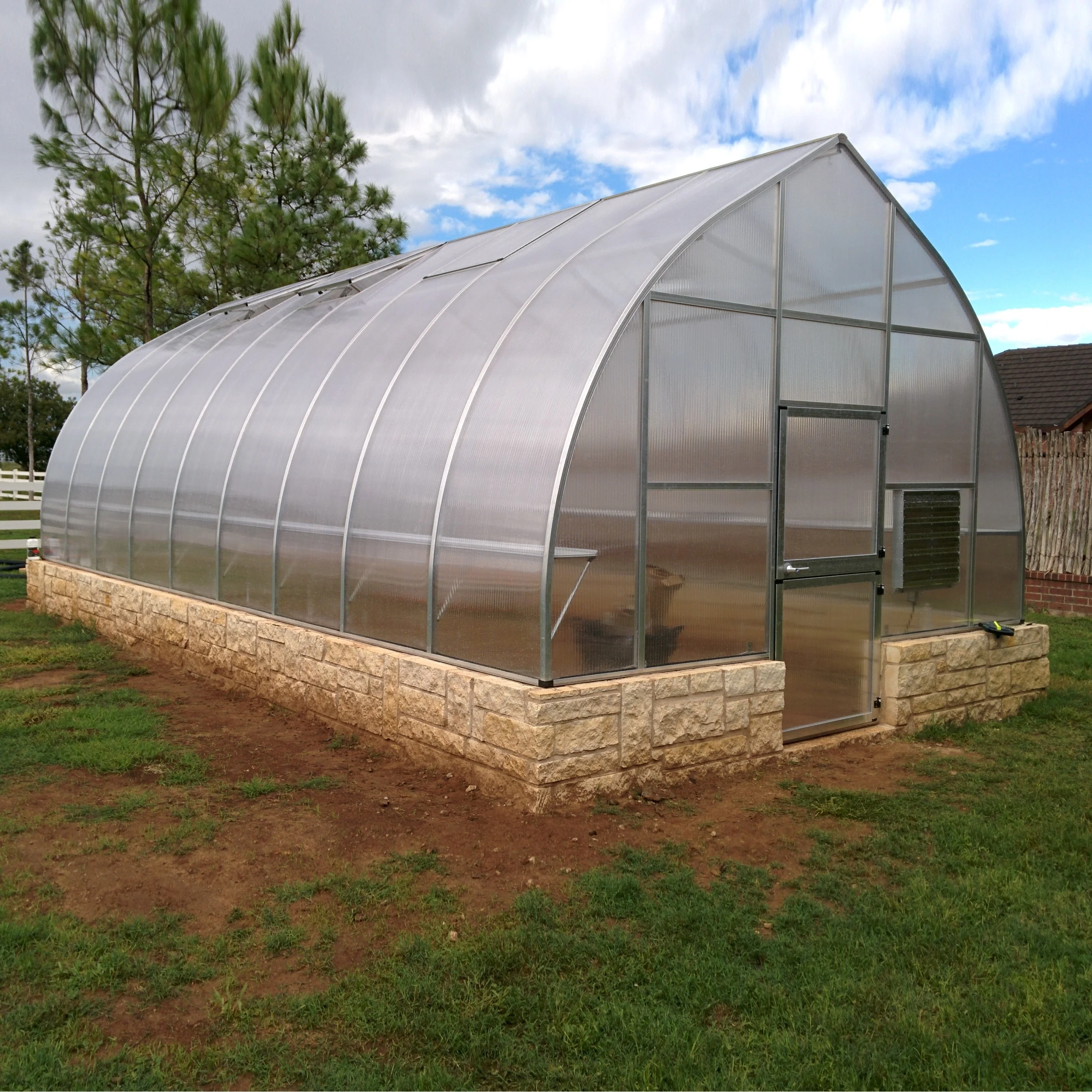 Hoklartherm | 14ft x 29ft 6in x 9ft 10in Riga XL9 Professional Greenhouse Kit With 16mm Triple-wall Polycarbonate Glazing - Image 3