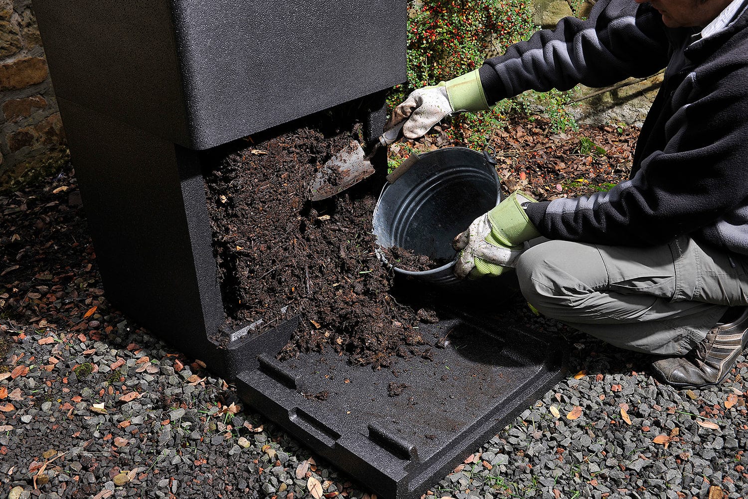 HOTBIN | 26 Gallon Mini Outdoor Hot Composter - Image 12