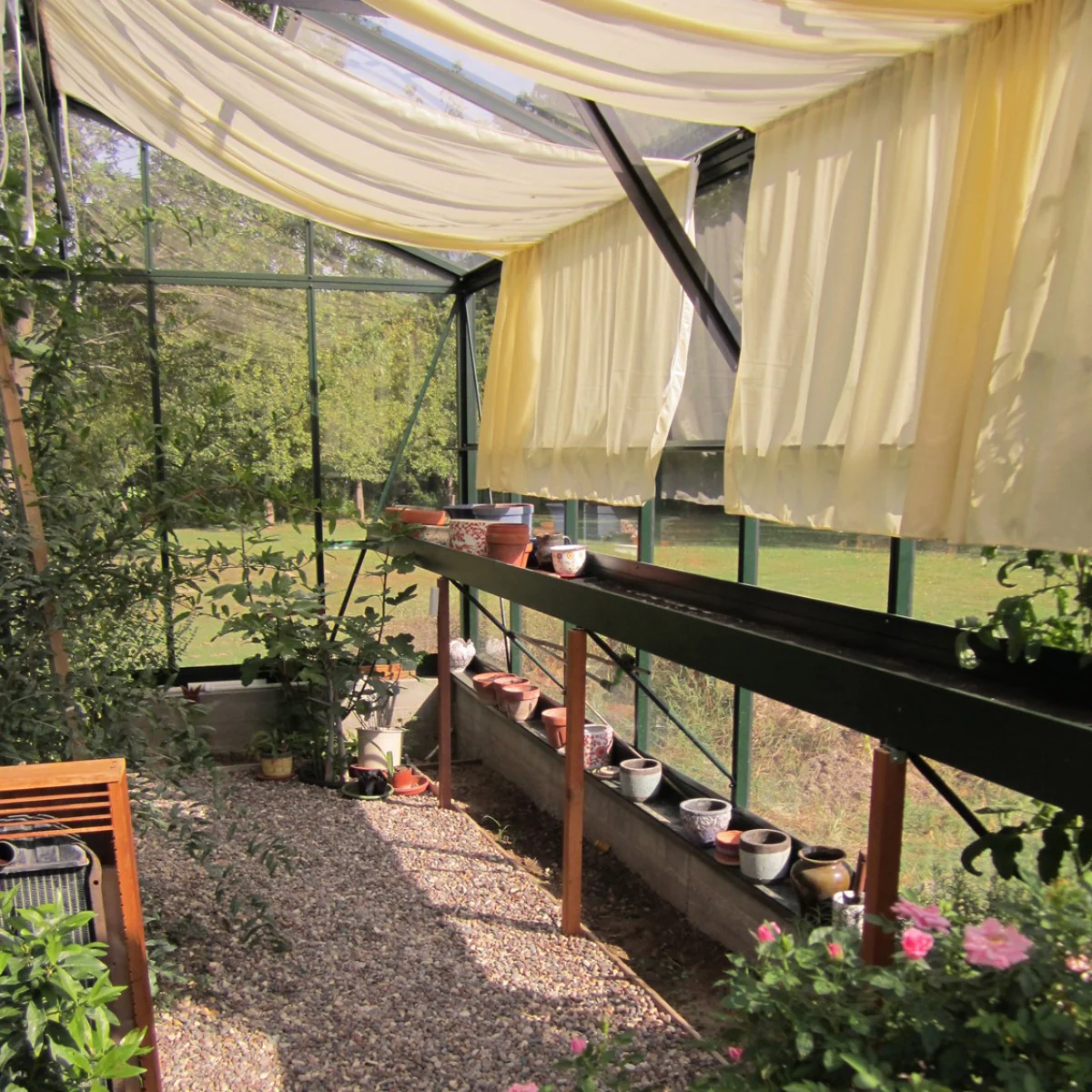 Janssens | 12.5x20x9 ft Royal Victorian VI 46 Large Glass Greenhouse Kit With 4mm Tempered Glass Glazing - Image 12