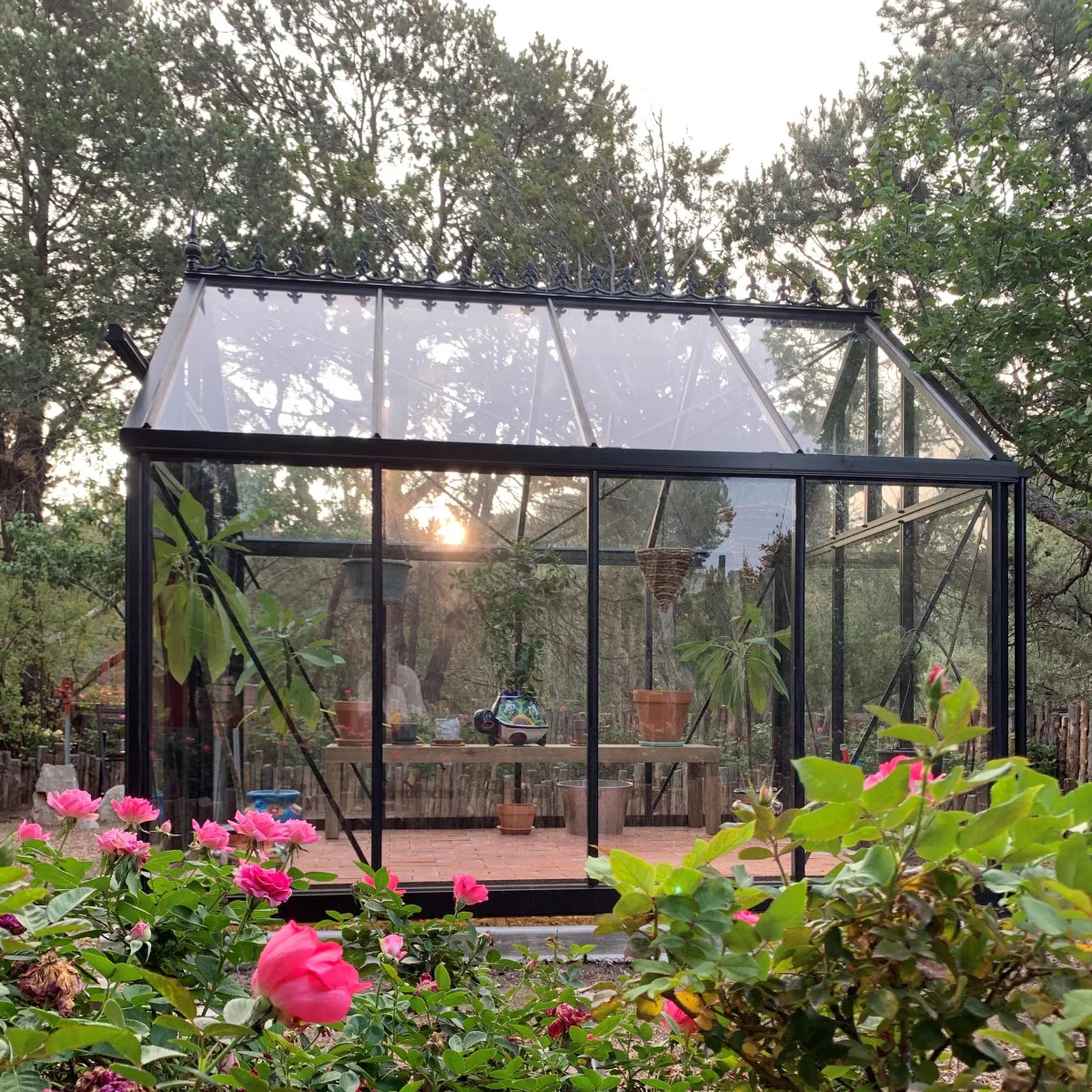 Janssens | 8x10x8 ft Junior Victorian J-VIC 23 Glass Greenhouse Kit With 4mm Tempered Glass Glazing - Image 4