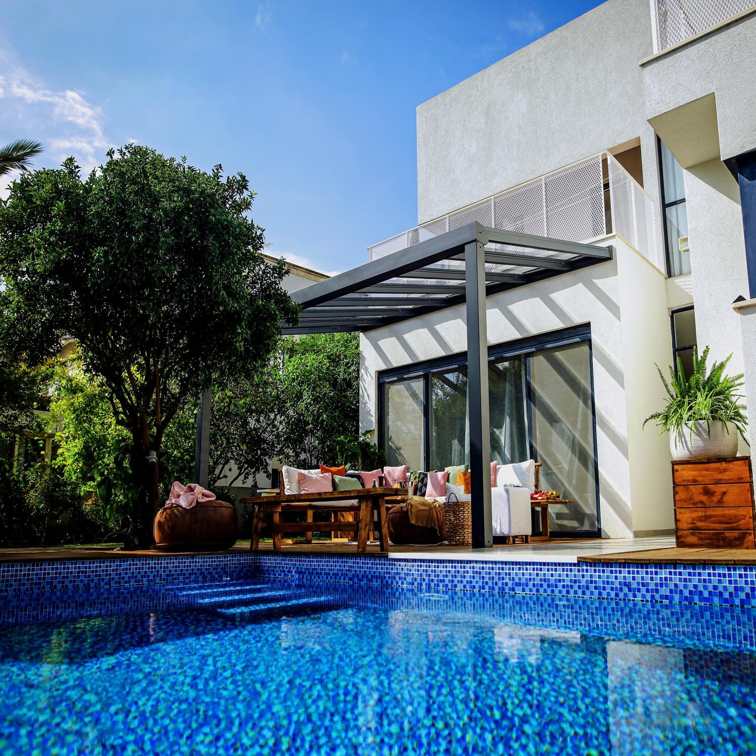 Palram - Canopia | Stockholm 11x17 ft Patio Cover - Gray/Clear - Image 13