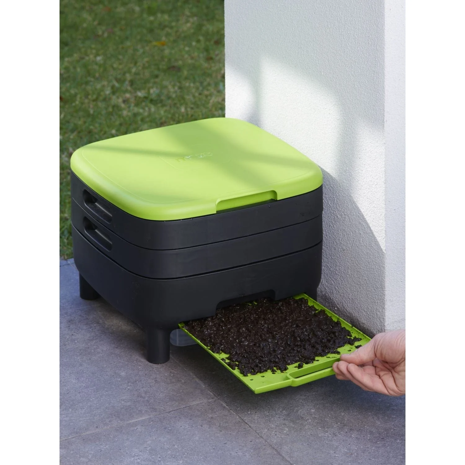 Riverstone | Maze 4 Gal. Stationary Worm Compost Farm - Image 7