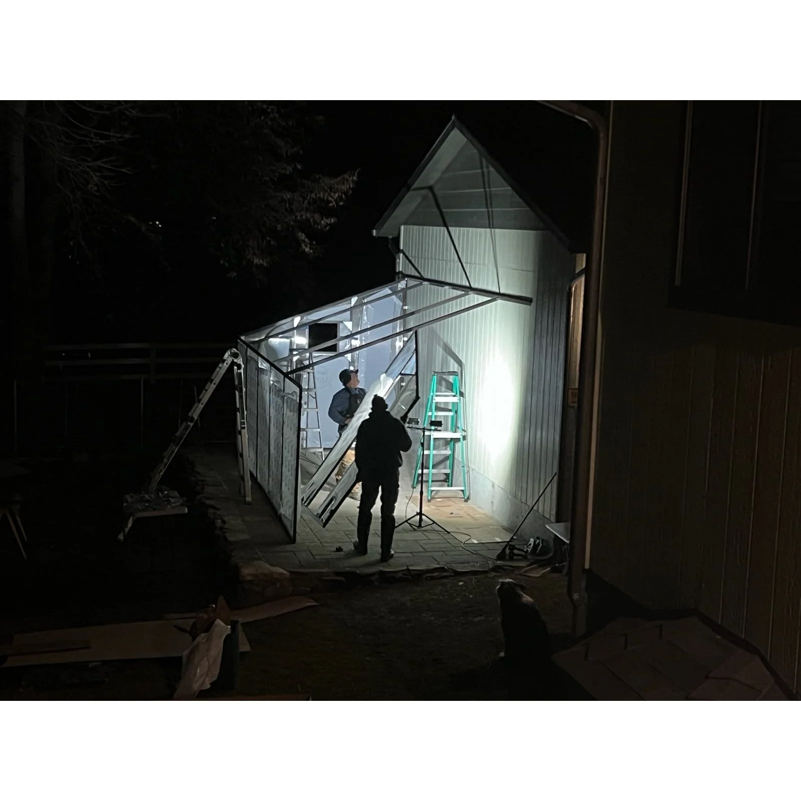 Santa Barbara | Montecito Aluminum Lean-To Greenhouse / Sunroom Kit With 8mm Twin-wall Polycarbonate Glazing - Image 10